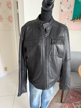 Men's Medium Black Rivet Racer Black Leather Motorcycle Jacket Biker Lined